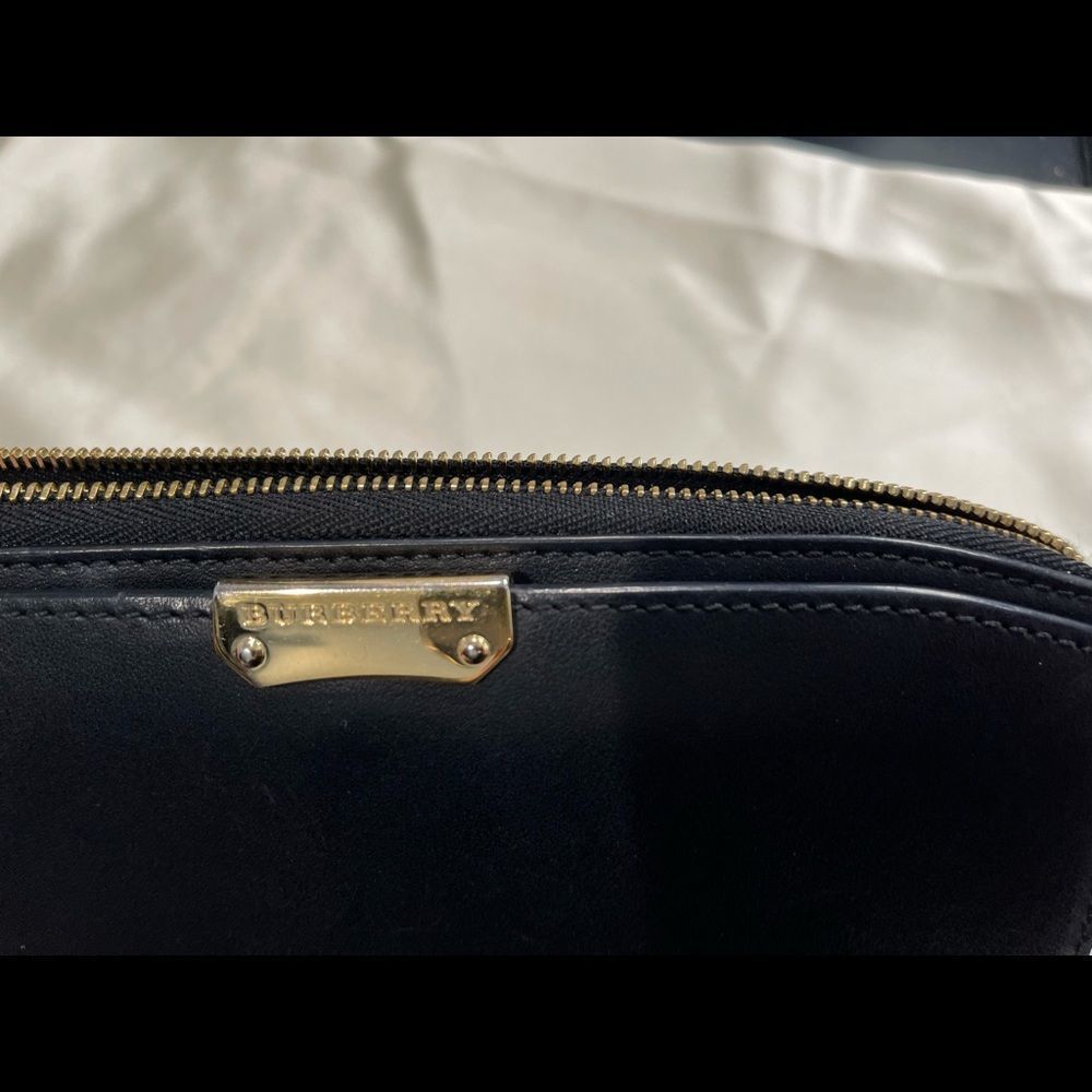 Burberry wallet